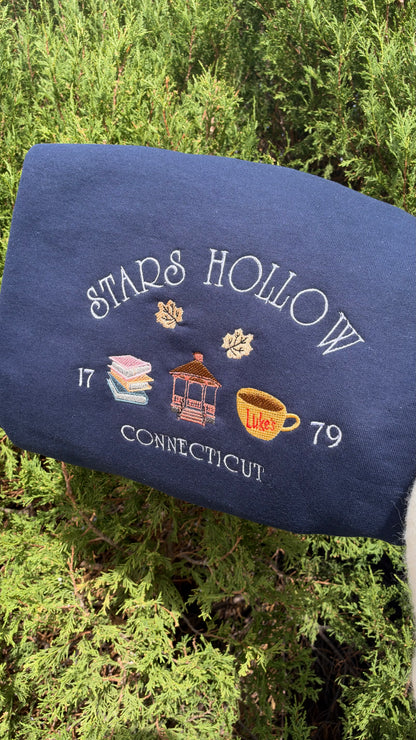 Star hollow embroidered crewneck sweater